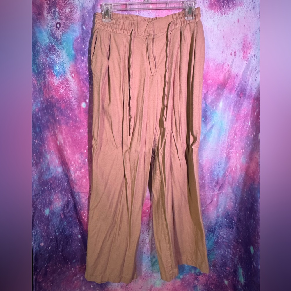 Forever 21 Woman’s Tan Linen Trousers